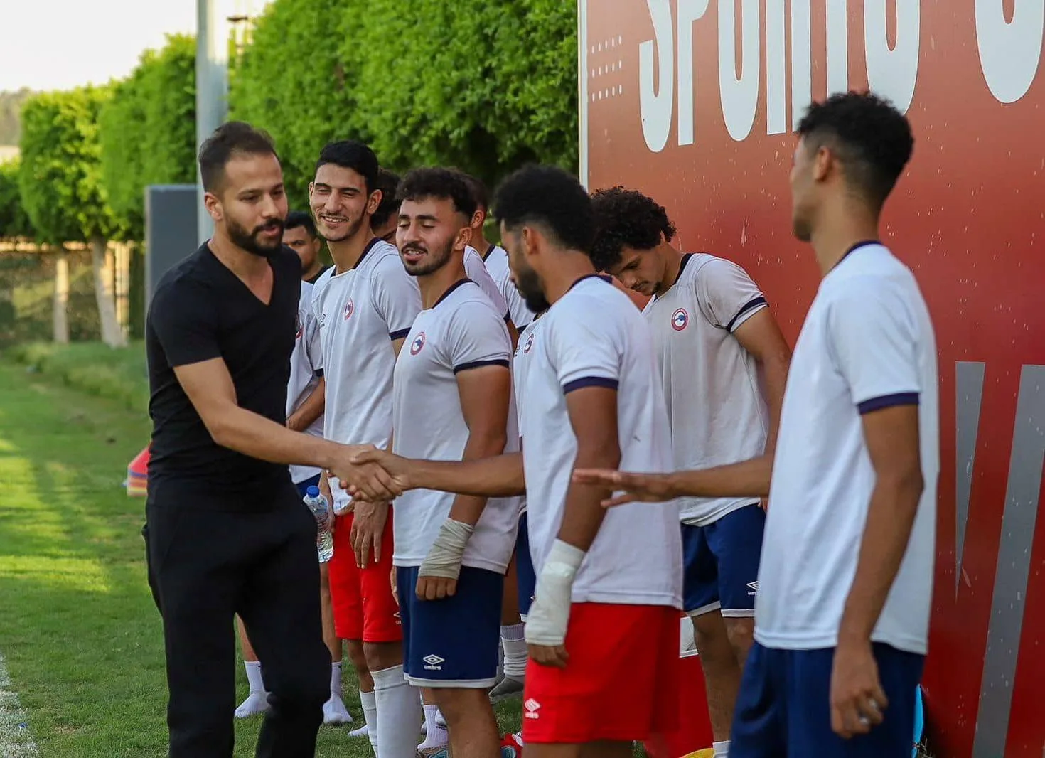 في ذكرى رحيله.. عام من الحزن على “أحمد رفعت” في ذكرى رحيله.. عام من الحزن على “أحمد رفعت”