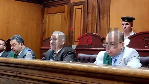 بعد استشارة مفتي الجمهورية، “محكمة جنايات مطروح” تقضي بالإعدام على قاتل صديقه. بعد استشارة مفتي الجمهورية، “محكمة جنايات مطروح” تقضي بالإعدام على قاتل صديقه.