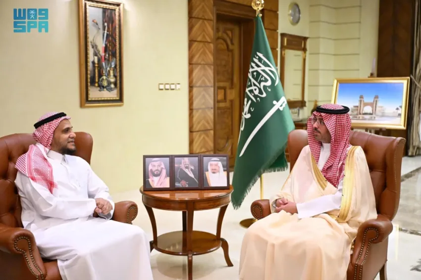 محافظ جدة يجتمع مع مجلس إدارة جمعية ساند لدعم مرضى سرطان الأطفال محافظ جدة يجتمع مع مجلس إدارة جمعية ساند لدعم مرضى سرطان الأطفال