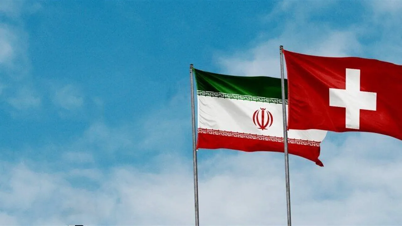 سويسرا تستأنف أنشطتها الدبلوماسية في إيران من خلال إعادة فتح سفارتها. سويسرا تستأنف أنشطتها الدبلوماسية في إيران من خلال إعادة فتح سفارتها.