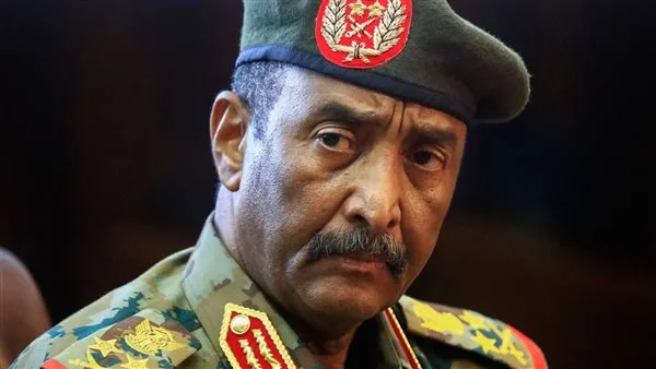 البرهان يأمر الجيش السوداني بتنفيذ عمليات سريعة وحاسمة في نقاط استراتيجية البرهان يأمر الجيش السوداني بتنفيذ عمليات سريعة وحاسمة في نقاط استراتيجية