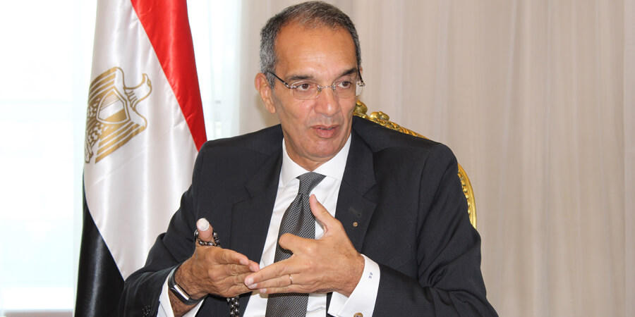 عمر طلعت
