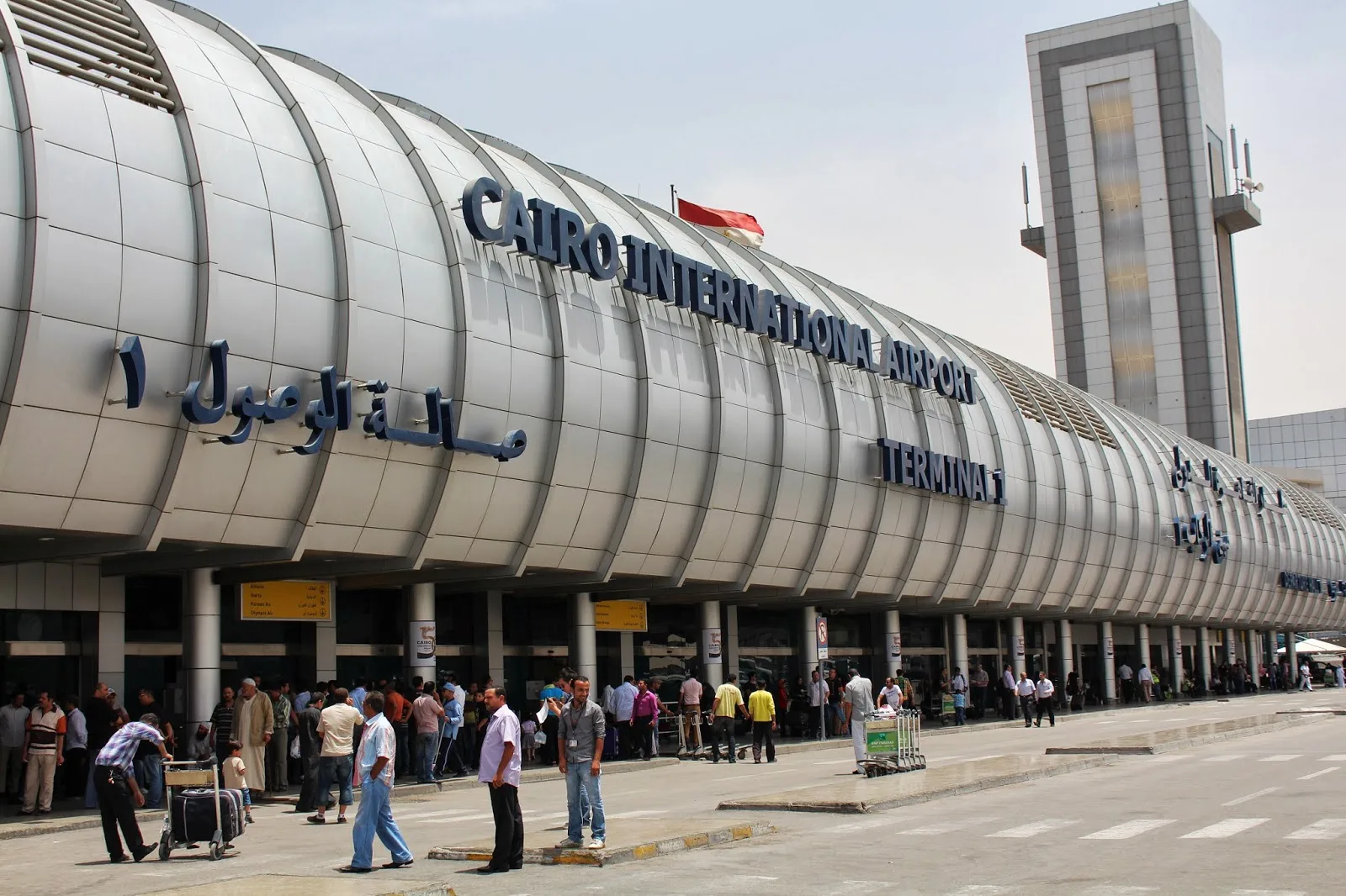 مطار القاهرة الدولي يستقبل أكثر من 2.3 مليون مسافر في يونيو
