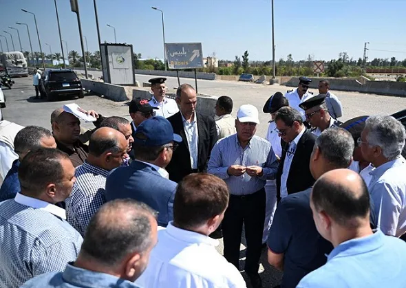 النقل: إغلاق الاتجاه القادم من تقاطع الإقليمي مع الصحراوي بالإسكندرية حتى طريق السويس النقل: إغلاق الاتجاه القادم من تقاطع الإقليمي مع الصحراوي بالإسكندرية حتى طريق السويس