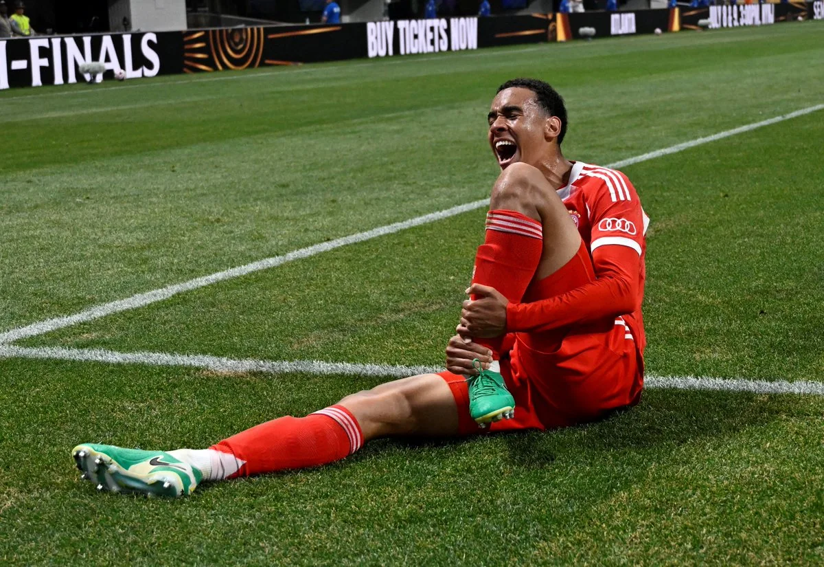 اكتشف مدة غياب موسيالا عن اللعب بعد إصابته الخطيرة في كأس العالم للأندية.