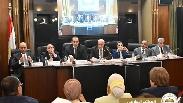 وزير الشؤون النيابية: مشروع قانون التعليم الجديد لا يلغي “نظام الثانوية”، بل يوفر خيارات بديلة. وزير الشؤون النيابية: مشروع قانون التعليم الجديد لا يلغي “نظام الثانوية”، بل يوفر خيارات بديلة.