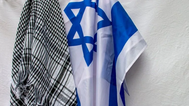 شيوخ فلسطينيون يدعون إلى استقلال الخليل وتأسيس إمارة تسعى لتحقيق السلام مع إسرائيل شيوخ فلسطينيون يدعون إلى استقلال الخليل وتأسيس إمارة تسعى لتحقيق السلام مع إسرائيل