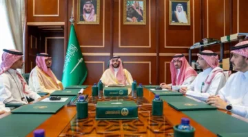 نائب أمير حائل يستعرض استراتيجيات ومبادرات هيئة تطوير المنطقة