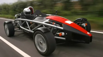بمحرك بقوة 525 حصانًا.. تسارع رائع للسيارة Ariel Atom | صور