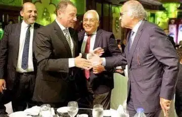 برعاية ممدوح عباس والإتربي.. انتقال اللاعبين المطلوبين من الأهلي إلى الزمالك
