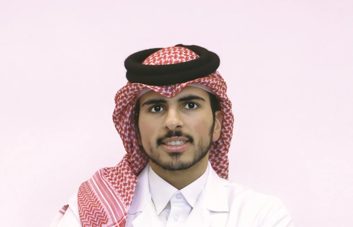 ابتسامة رائعة ألهمت طالبًا قطريًا للتفوق في مجال طب الأسنان ابتسامة رائعة ألهمت طالبًا قطريًا للتفوق في مجال طب الأسنان