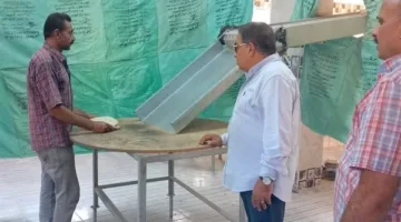 محافظ الدقهلية يقوم بجولة صباحية مفاجئة في جمصة: رفع حصص الدقيق للمخابز خلال فصل الصيف
