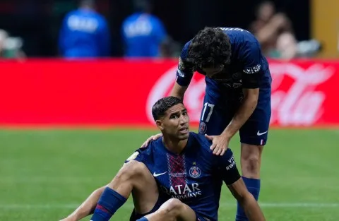 قبل أيام من مواجهة ريال مدريد: باريس يفقد 4 نجوم بارزين بسبب الإصابات قبل أيام من مواجهة ريال مدريد: باريس يفقد 4 نجوم بارزين بسبب الإصابات