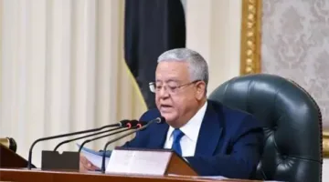 النواب يبدأون جلستهم لاتخاذ قرار بشأن تعديل قانون المهن الطبية ومناقشة تعديل قانون التعليم.