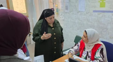 وزارة الصحة تستعرض مستوى خدمات الرعاية الصحية الأولية خلال زيارة ميدانية في القاهرة