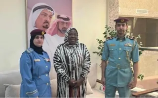 شرطة عجمان تجسد روح الإنسانية: مركز مصفوت يستضيف سائحة تعطلت سيارتها ويوفر لها الراحة حتى تستأنف رحلتها.