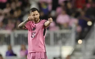 هل يضع ميسي شعار نادي الأهلي السعودي؟