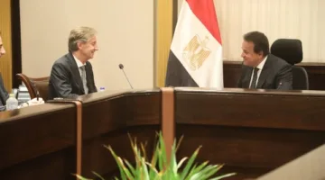 وزير الصحة يناقش مع ممثل برنامج الأمم المتحدة الإنمائي سبل تعزيز التعاون المشترك