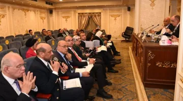 تعديلات برلمانية وحكومية على قانون المشروعات الصغيرة استجابة لتغيرات السوق