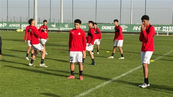 21 لاعبًا في تشكيلة منتخب الشباب خلال بطولة كأس العالم 21 لاعبًا في تشكيلة منتخب الشباب خلال بطولة كأس العالم