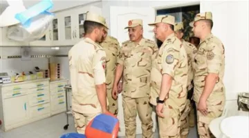 المتحدث العسكري: رئيس أركان حرب القوات المسلحة يقوم بجولة تفقدية في النظام التعليمي بمعهد ضباط الصف المعلمين.