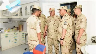 المتحدث العسكري: رئيس أركان حرب القوات المسلحة يقوم بجولة تفقدية في النظام التعليمي بمعهد ضباط الصف المعلمين.