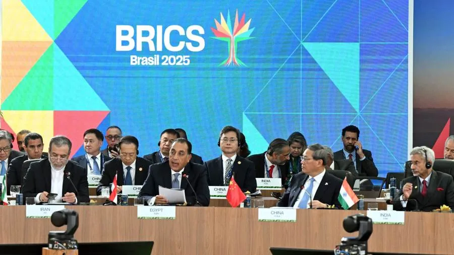رئيس الوزراء يتحدث عن “البيئة ومؤتمر الأطراف الثلاثين والصحة العالمية”