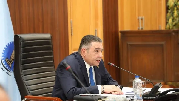 محافظ البحر الأحمر يؤكد على أهمية متابعة قضايا التصالح وتنظيم الأراضي. محافظ البحر الأحمر يؤكد على أهمية متابعة قضايا التصالح وتنظيم الأراضي.