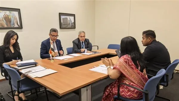 وزير التموين يجتمع بالسكرتيرة العامة لوزارة شؤون المستهلك وتوزيع الغذاء في الهند وزير التموين يجتمع بالسكرتيرة العامة لوزارة شؤون المستهلك وتوزيع الغذاء في الهند