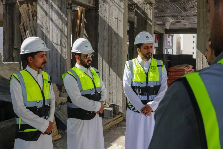 أمانة الطائف تكشف عن انتهاكات لقوانين البناء السعودية أمانة الطائف تكشف عن انتهاكات لقوانين البناء السعودية