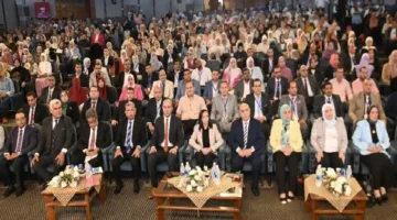 محافظ البحيرة ورئيس جامعة دمنهور يطلقان النسخة الثانية من ملتقى التوظيف لكلية الطب البيطري