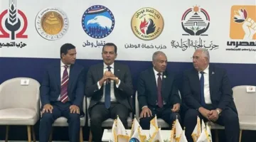 السيد القصير يتوجه إلى مقر “حماة الوطن” لحضور اجتماع قائمة المرشحين لانتخابات مجلس الشيوخ.