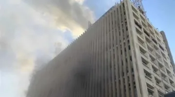 انقطاع خدمات الاتصالات في القاهرة إثر حريق في سنترال رمسيس.. وتزايد شكاوى حول فقدان الإنترنت