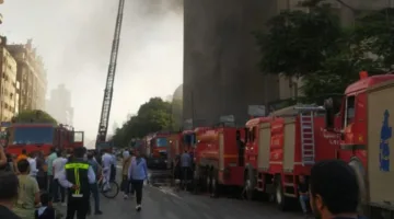 إنقاذ موظفين محاصرين بالنيران في مبنى سنترال رمسيس