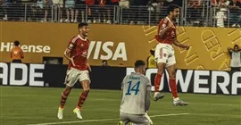 عاجل| الأهلي يدفع مليون جنيه للزمالك إثر انتقال صفقة كبيرة