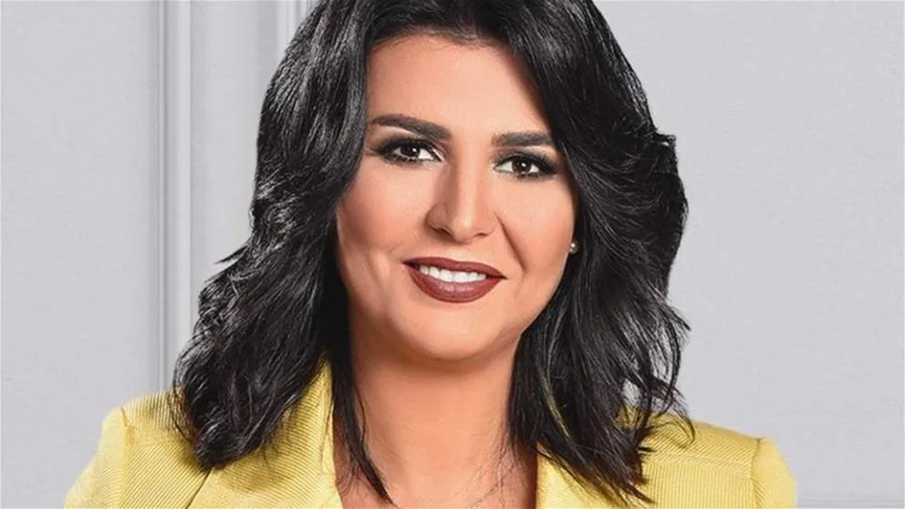 منى الشاذلي تعبر عن اعتذارها لفنانة دنماركية بعد ضياع لوحة مها الصغير. منى الشاذلي تعبر عن اعتذارها لفنانة دنماركية بعد ضياع لوحة مها الصغير.