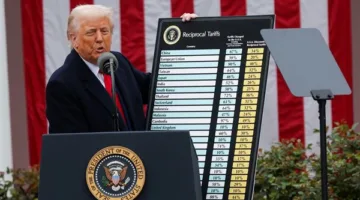 ترامب ي宣布 عن زيادة الرسوم الجمركية على 7 دول اعتبارًا من 1 أغسطس