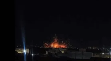 انفجار في مستودع ذخيرة بالقرب من بلدة الفوعة في ريف إدلب (فيديو)