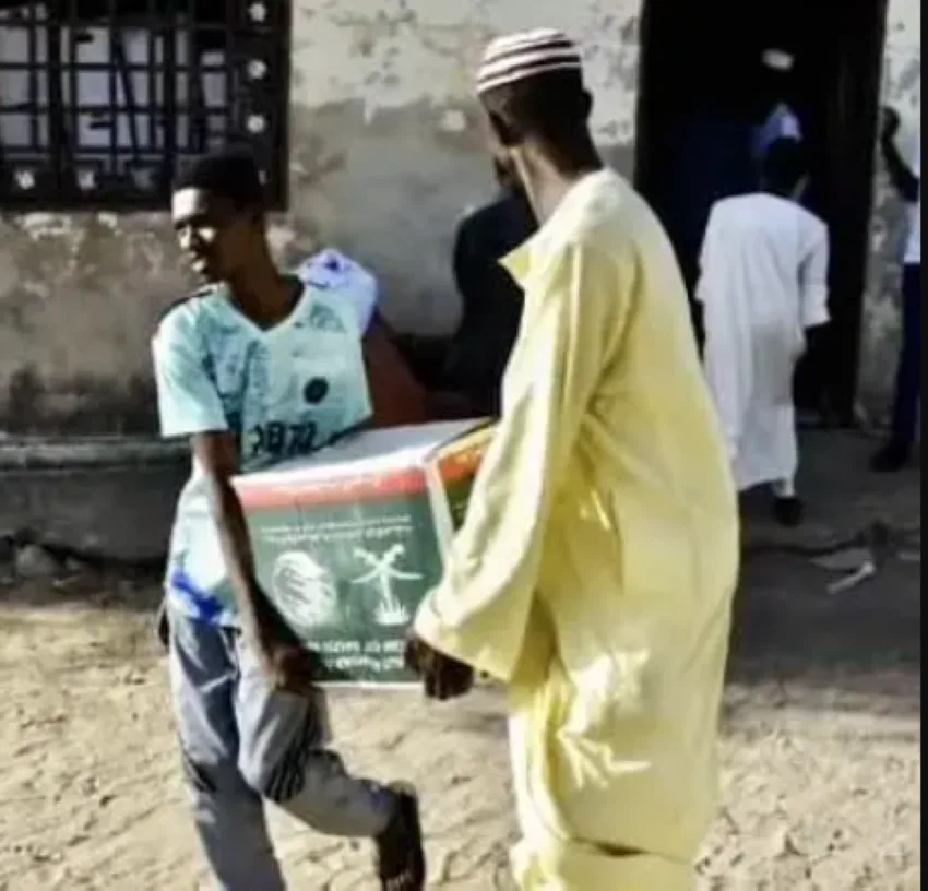 سلمان للإغاثة يوزع 1,500 سلة غذائية في منطقة أم رمته بالسودان
