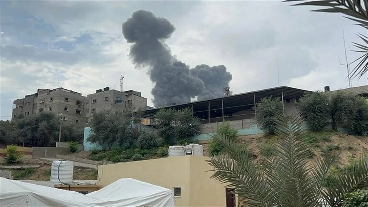وزير إسرائيلي: الشخص اليهودي الذي يضرم النار في منزل فلسطيني ليس إرهابياً. وزير إسرائيلي: الشخص اليهودي الذي يضرم النار في منزل فلسطيني ليس إرهابياً.