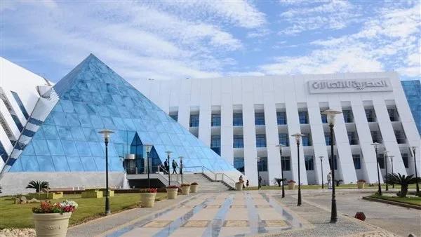 المصرية للاتصالات: العمل جارٍ على إخماد حريق سنترال رمسيس بمساعدة رجال الدفاع المدني المصرية للاتصالات: العمل جارٍ على إخماد حريق سنترال رمسيس بمساعدة رجال الدفاع المدني