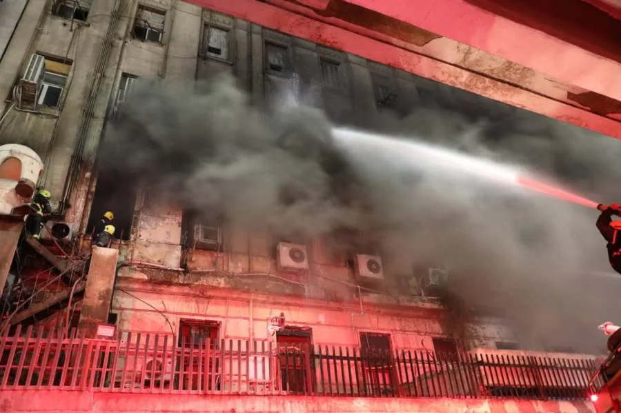 إخماد حريق مجدد في مبنى سنترال رمسيس