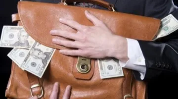 حالات يُفرض فيها السجن المؤبد بسبب جريمة الاختلاس: اكتشفها الآن