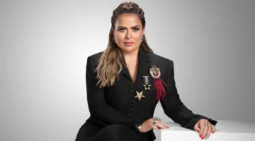 تخيلوا ما أعانيه.. فنانة من فنلندا تهاجم مها الصغير بعد استنساخ لوحتها.