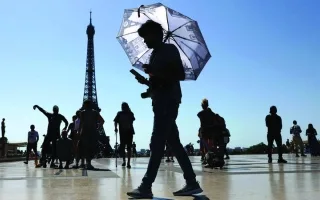 فرنسيون يُعيدون تقييم موقفهم من استخدام “أجهزة تكييف الهواء” فرنسيون يُعيدون تقييم موقفهم من استخدام “أجهزة تكييف الهواء”