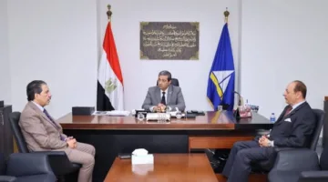تعزيز الصناعات في دمياط وإدماج فئات من القوى العاملة فيها