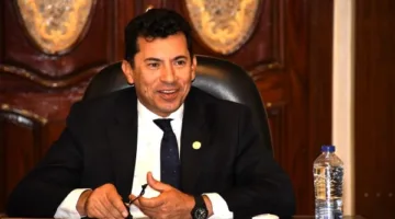 وزير الرياضة يجتمع برئيس اتحاد الإسكواش وعضاء اللجنة الفنية