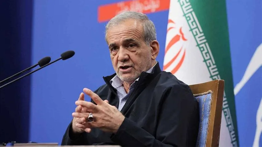 الرئيس الإيراني يروي ملابسات محاولة اغتياله من قبل إسرائيل الرئيس الإيراني يروي ملابسات محاولة اغتياله من قبل إسرائيل