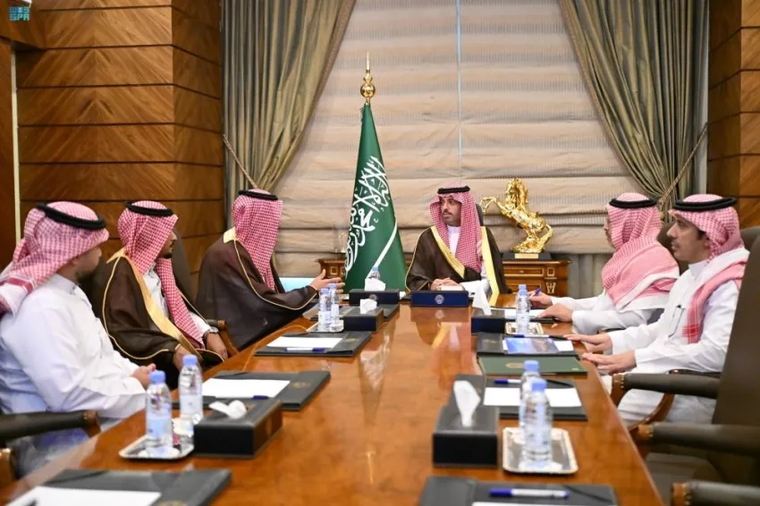محافظ جدة يزور المشاريع الصناعية محافظ جدة يزور المشاريع الصناعية