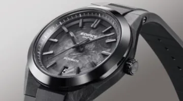 ساعة Casio Edifice EFK-100XPB-1A الفاخرة تُشَق طريقها إلى المملكة المتحدة